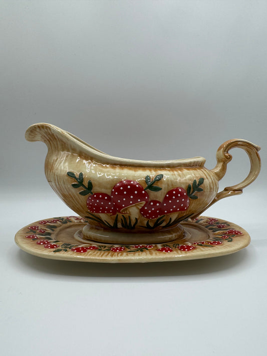Arnel Mushroom Gravy Boat